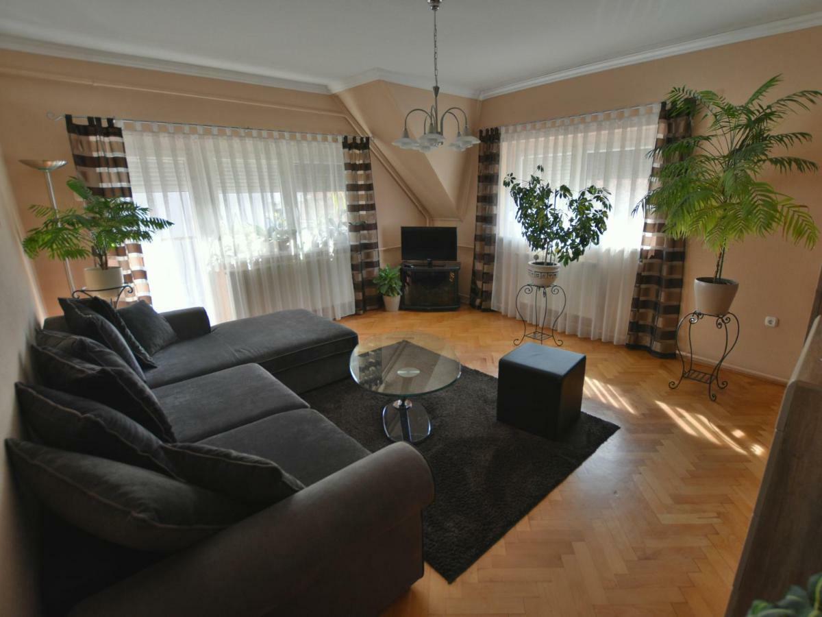 Szecsenyi Apartman Хевиз Экстерьер фото